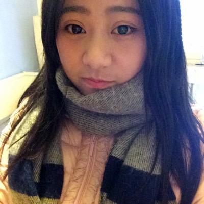 越过谎言去拥抱你