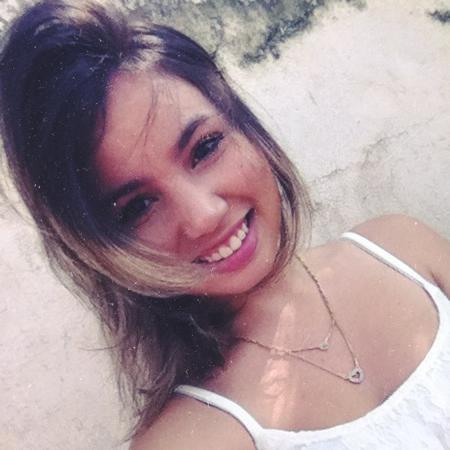 Eu faço da garoa meu chuveiro. Faço desse céu, meu mundo inteiro...