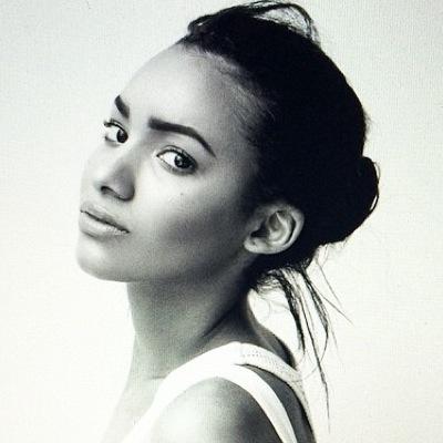 hailsnews's profile picture. First and official updates account for the Model Hailey