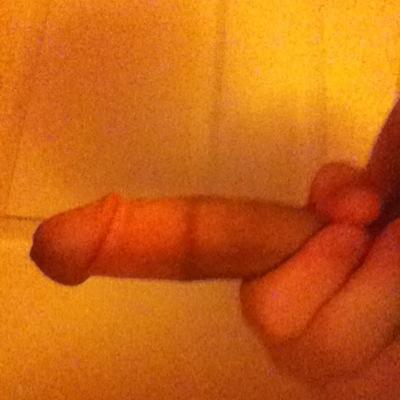 ILoveGayGape's profile picture. DM me if your horny;)
