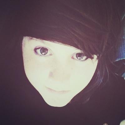 I'm Luciano, I'm trans, vegan and proud :3 I love Homestuck, Hetalia and a lot of other things. MCR is my life. I draw a lot on the computer and on paper.