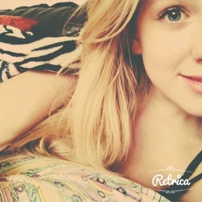 bee_lissy's profile picture. 