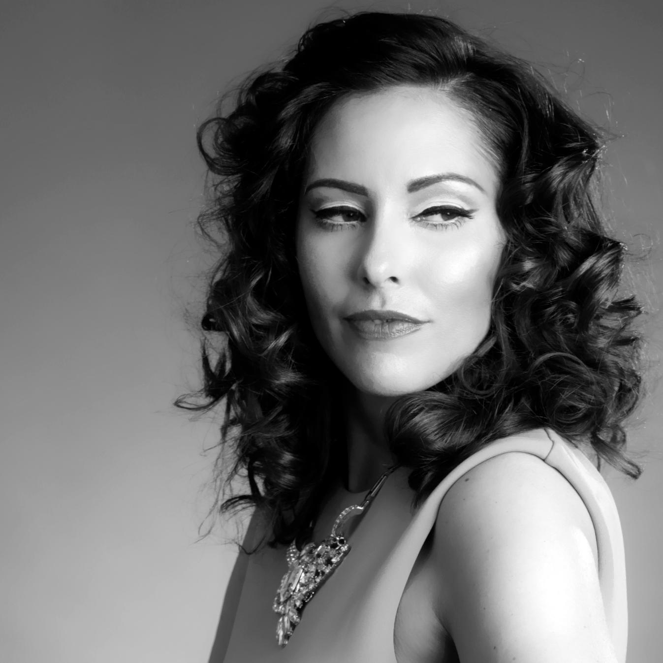 Official News on Our Lady of SUBSTANCE @ArikaKane IT'S THERE' now on @Amazon #RealMusic #Beauty #Strength #Emotion #Inspiration #TeamArikaKane