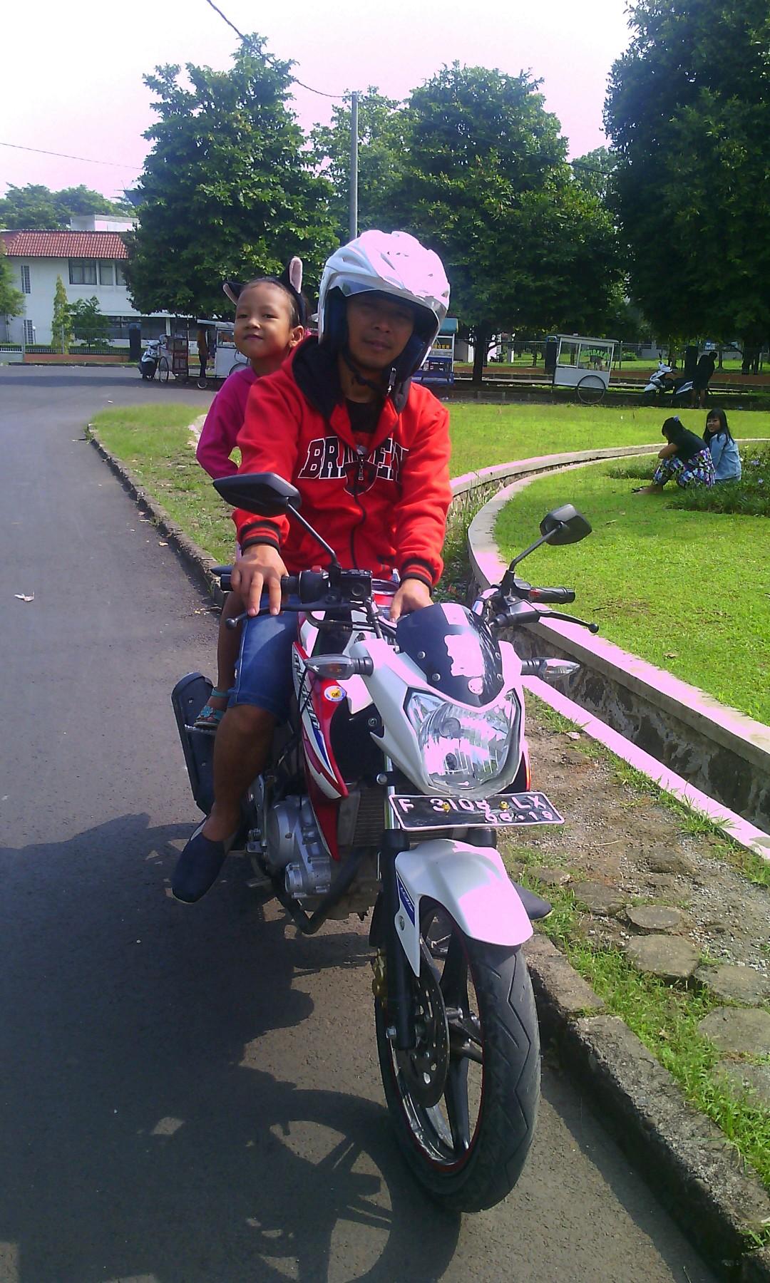 Dhe2nPaslinda's profile picture. 