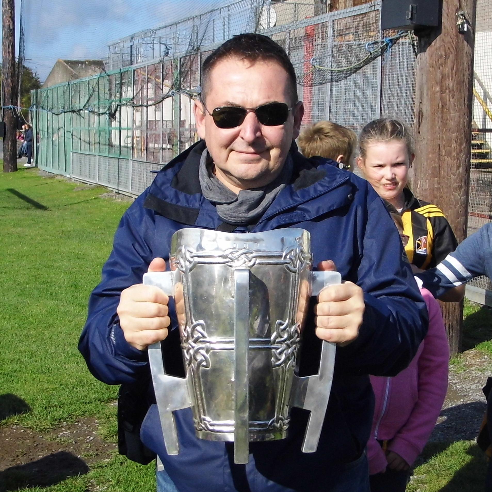 Dragon boat anytime, supporter de l'OGCNice depuis l'Irlande, fan de hurling