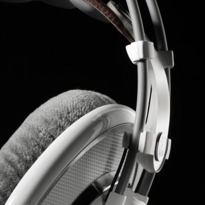DEEP HOUSE/GARAGE