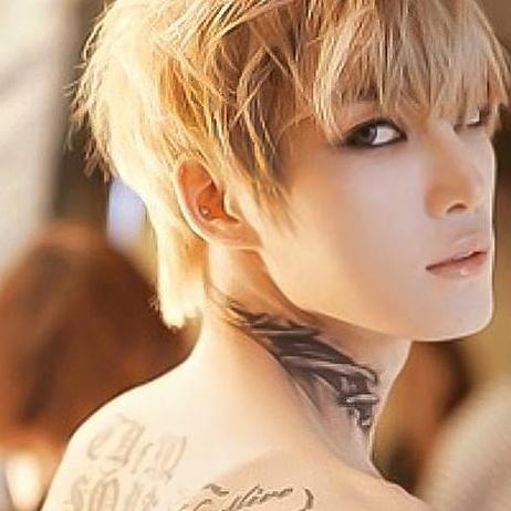 나를 비춘 태양마저 가리려 하지마. vampire. kibo island.