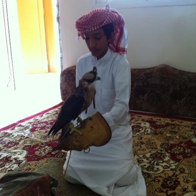 {متذووق لشعرر}