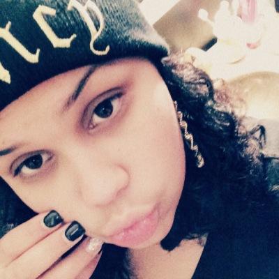 proud mommy independent✌ hard worker✌ 22 years younq✌ Follow me ;) Singlee