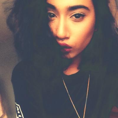 AniqhaSuemon's profile picture. 