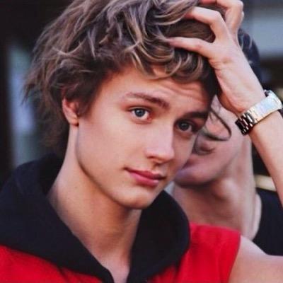 Oscar is the name and I'm ahead of my game. Together we are.. http://t.co/uYZ09BnCwN... The Fooo Conspiracy ❤️