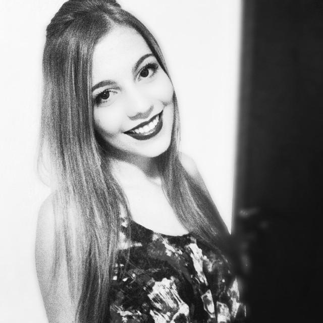 ''Cuidado, mudei de lugar algumas certezas. ''