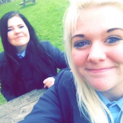 ChloeDavisTrum1's profile picture. @_obsessedlovato is bae