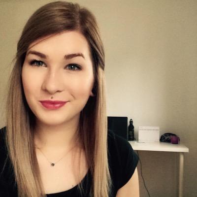 carinascheiber's profile picture. 