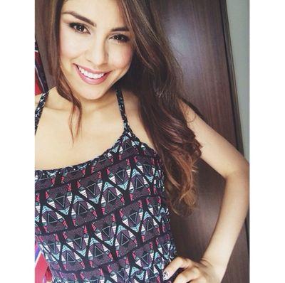 Holaa♥Esta es una cuenta FAN de la preciosa Paula Galindo conocida como PAUTIPS, la M-E-J-O-R youtuber♥