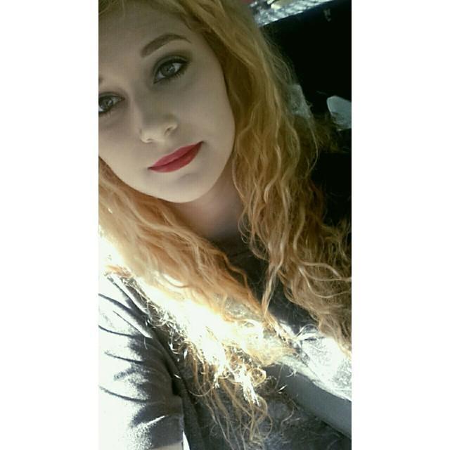 Brandeis senior c:
tumblr, music, & netflix are my addictions/life♡