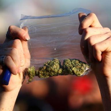 realatable tweet for stoners