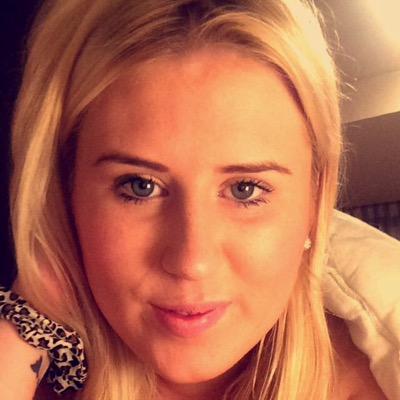 nicola_claire19's profile picture. 