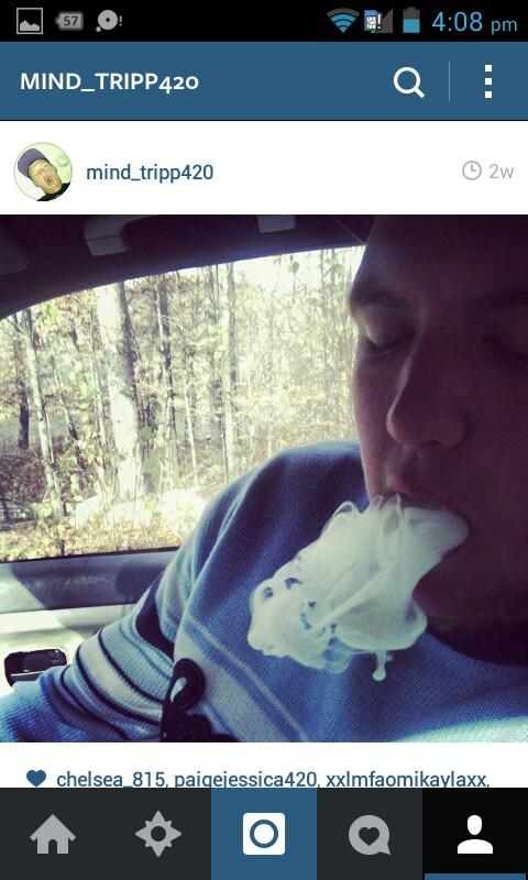 LILSK8ERMAN's profile picture. snapchat: hellagoodkush42 ✌️
car enthusiest ✌️
cece got me held down ❤️