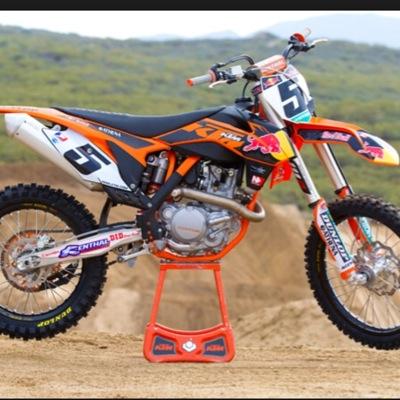j_kusper's profile picture. Dirtbiker until I die ✌️