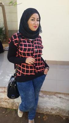 NedaaElhosiny's profile picture. ‏تركيبة غريبة