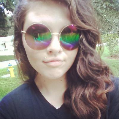 Amanda81871292's profile picture. Est. since March 30, 1997 • John 14:27 • Fl ☀️ • Ian ❤️ • c/o 2015