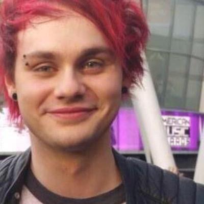 hi cutie, go follow @deepthroatmuke and ask for a follow back