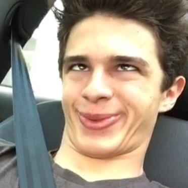 @tyEdits brent rivera sucks