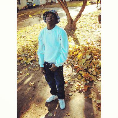 MotownDoobie's profile picture. Free Charliee  
Street Nigga ✊ ig: __doobiee //All About The Bandz//  Ratchet City , la