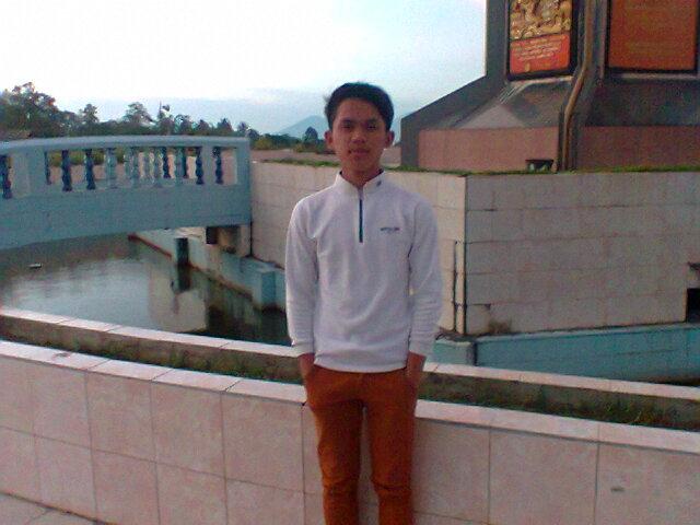 Me #BARCAfans #NARUTOlovers #POTTERheads | for to me to live is CHRIST, and to die is gain
