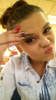 DjBooski•Model•HookahObsessed•Dancer Birthday 10/21/1993 Libra 90's baby! Fun, outgoing, unique, etc. I am Lesbian 100%