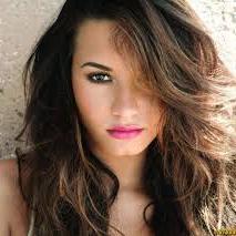 Nanacute213's profile picture. 