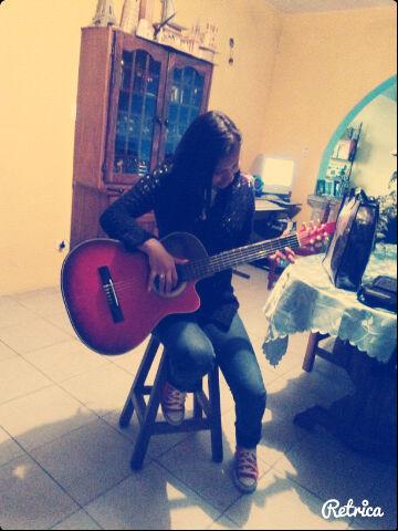 Giaklop's profile picture. Todo es temporal; eso dices cuando no estas enamorado..