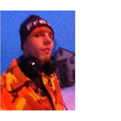 Chantz_brown's profile picture. rap entertainer/performer
Work for BMI im in it for the millions$$$$$$$$$$$$$