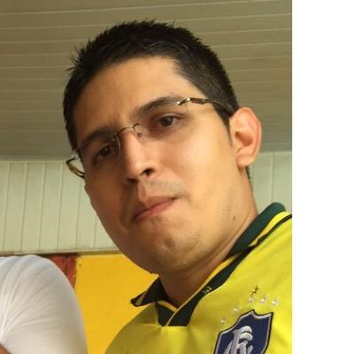 Engenheiro Sanitarista e Ambiental, Jornalista 33 anos