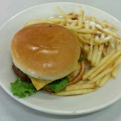 redrobot97's profile picture. I'm an artist and a musician