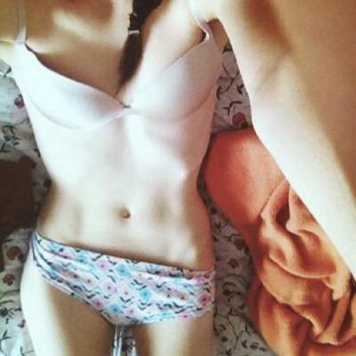 My sickness feels like home. Height: 5'4 CW: obese UGW: 93lbs