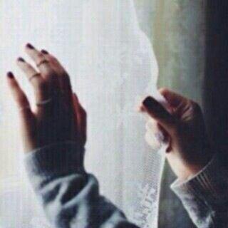 اللهم أحسن خاتمتي وأجعل بعد رحيلي أثر وذكر حسن وسخر من يدعوا لي ~