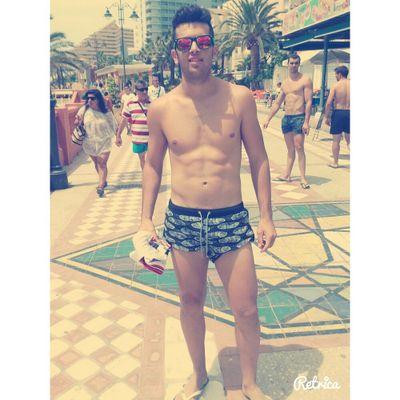 estudiante de ADE en huelva, quien juzgue mi camino le presto mis zapatos;)