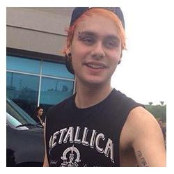 rt your goals with michael! to send request tweet using #mcliffordgoals or dm me your photo! @125cth