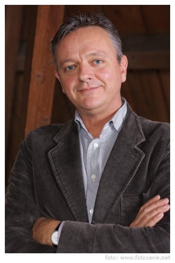 MarceeNoyons's profile picture. Ondernemer in cultuur / business development / financiering / partnerships / film / theater / beeldende kunst / musea / festivals /