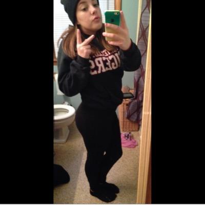 JKochinskas's profile picture. Dancers are instruments, like the piano the choreographer plays |Snapchat me: jennak1124|--Reddio