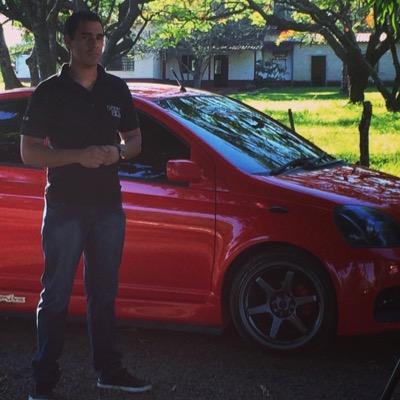 Somos la mitad mas 1 de todo paraguay.. Un solo amor rojo y azul esos colores que llevo dentro Imposible Cjs grande hay uno solo JESUS