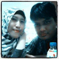 i am moeslim :) selalu berdoa , berusaha dan bertawakal :) لا إله إلا الله، محمد رسول الله :)