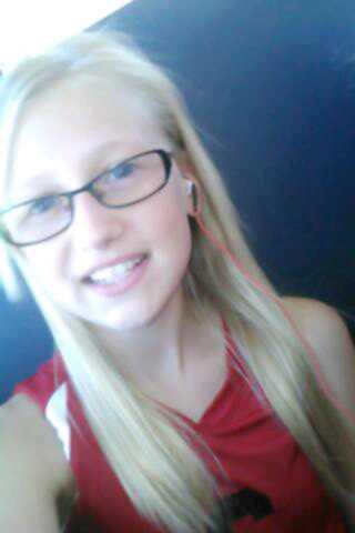 Softball⚾️ Vollyball 
Single
hmu sometime
