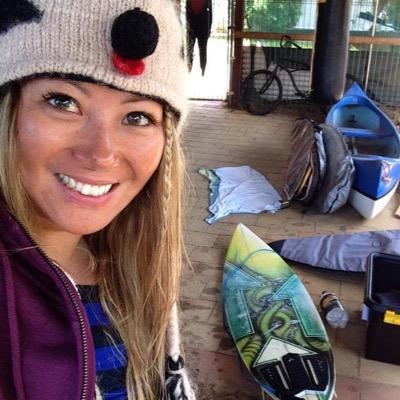 Connected movement of an Australian female #surf community who are passionate about #health, #ocean, #yoga, #travel and #society. Founder @emerald_tin