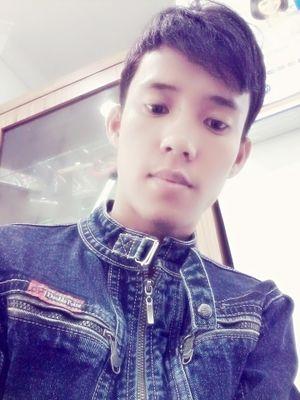 Give thanks for anything that happensas his will step that happens, live life with full of joy because life just once,pin:32968E79