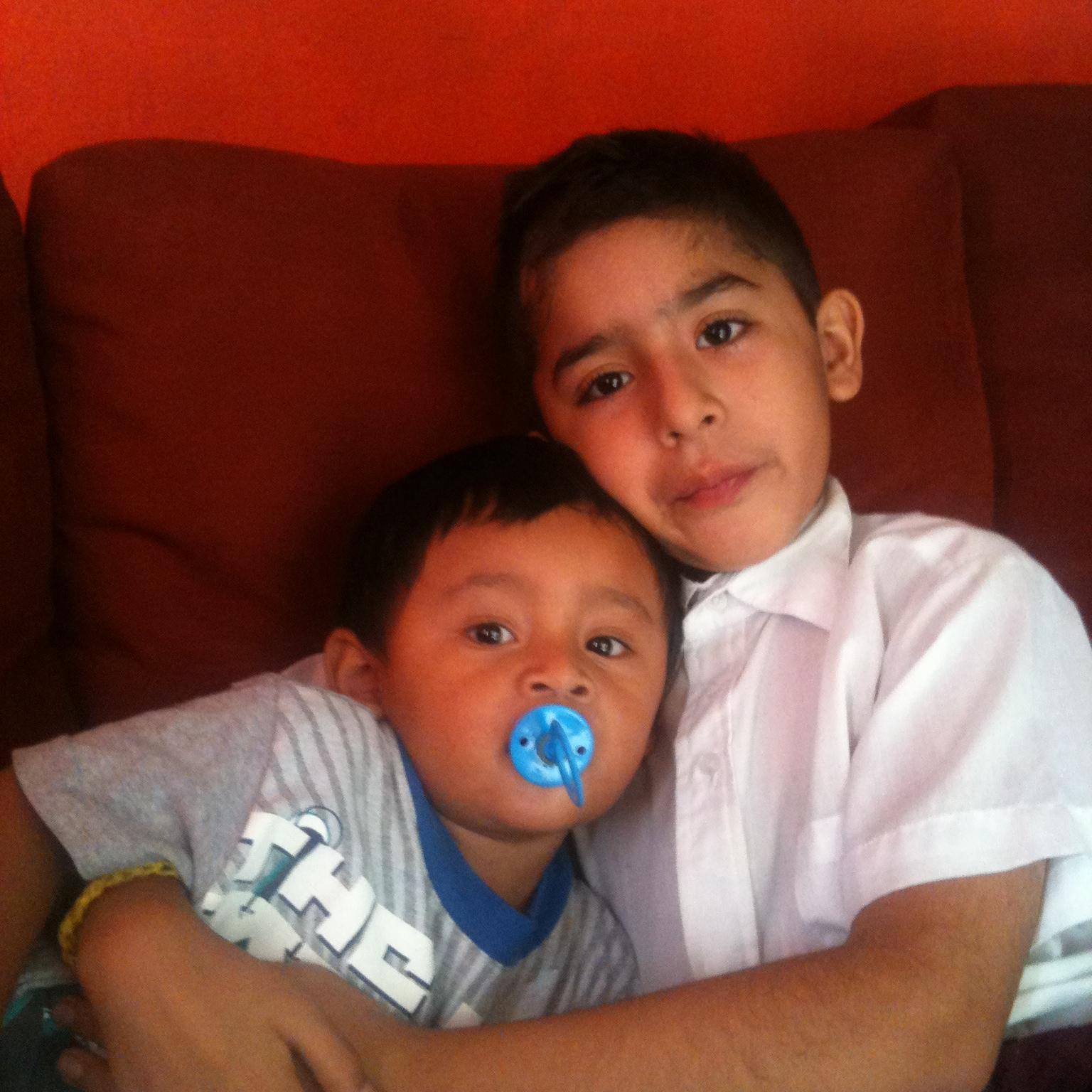 NanoCedillo's profile picture. Mi Hermana @PaTGermaniter si que esta loca por @GermanGarmendia !!