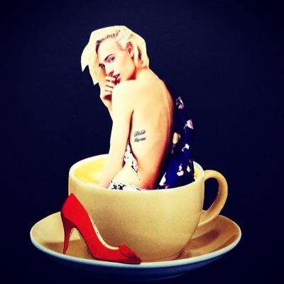 JitkaKopejtkova's profile picture. Lektor v Muzeum hlavniho města Prahy, Lidická galerie. Téma - street art, koláže. Jinak prý umělec taky ... Hlavně jsem aranžér odpadu.