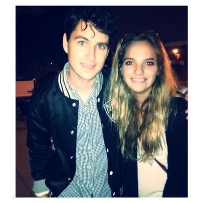 ur_a_punk's profile picture. yo i met ezra, baio, & rostam on sept 30, 2013 therefore life is complete